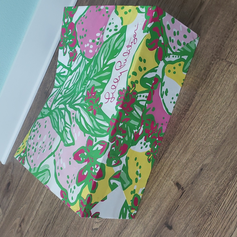 Lilly Pulitzer Tropical Pink and Green Tote - Picture 6 of 7